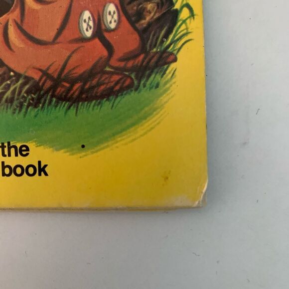 Out of Print Disney Record Book - Picture 5 of 9